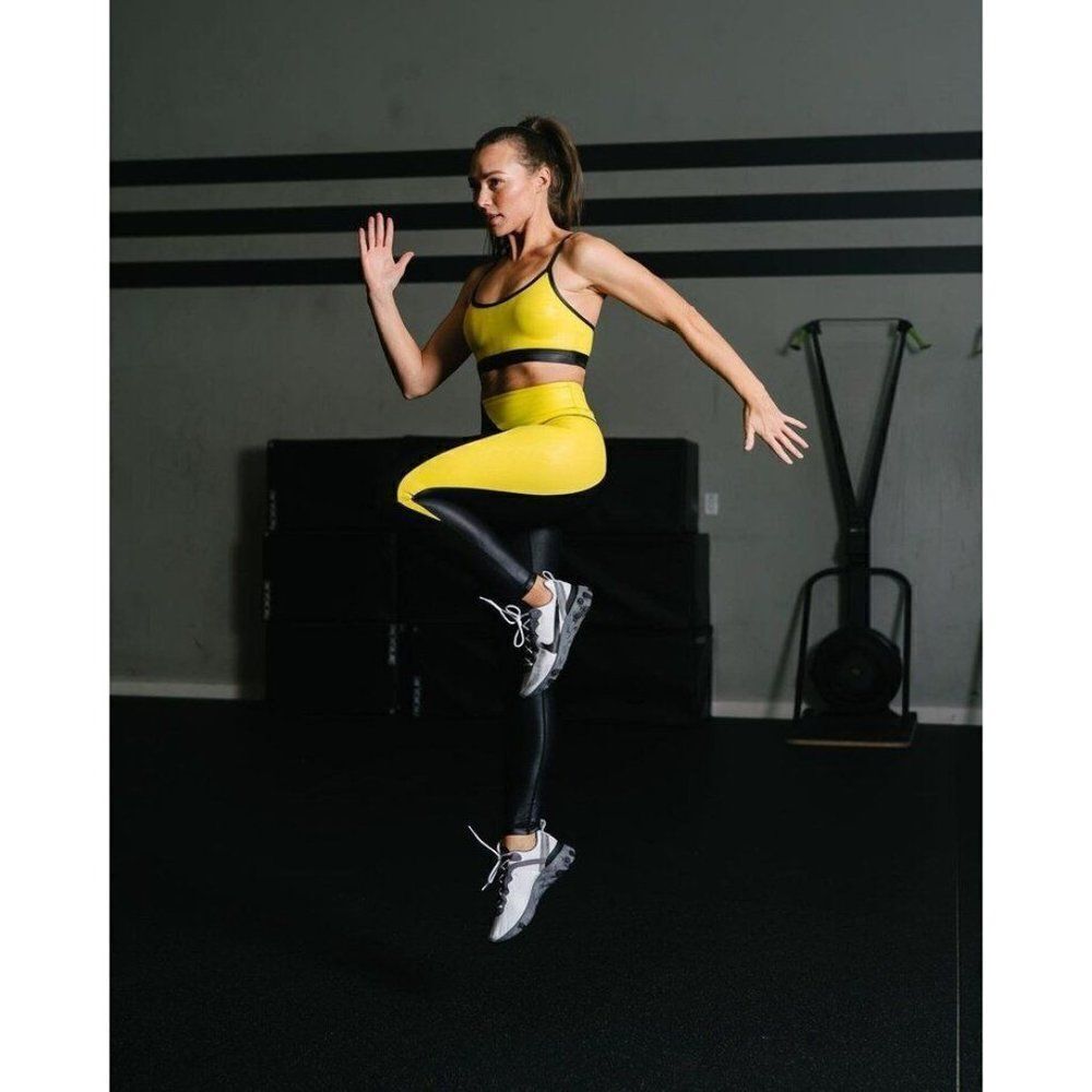 Zyia Active Neon Yellow Metallic Light n Tight Hi-Rise 7/8 24 Inch in size 16-18 - Picture 5 of 5